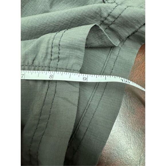 Coleman Men’s Gray Cargo Shorts with Mesh Lining Size X-Large - Picture 6 of 6